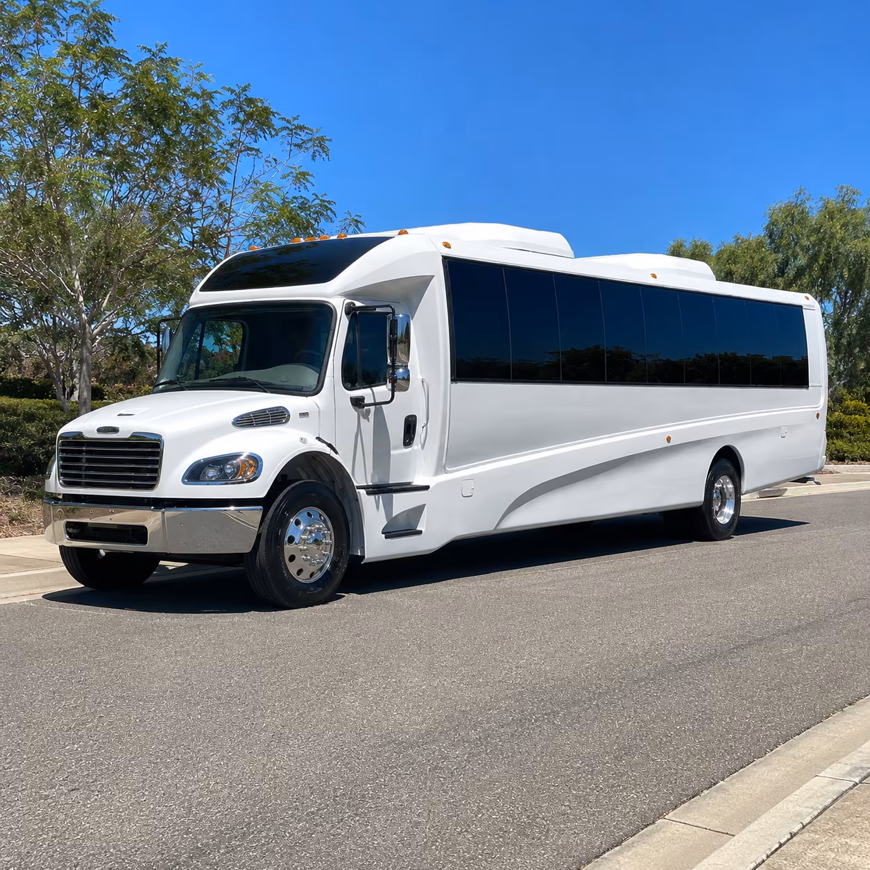 berkeley 18 passenger minibus