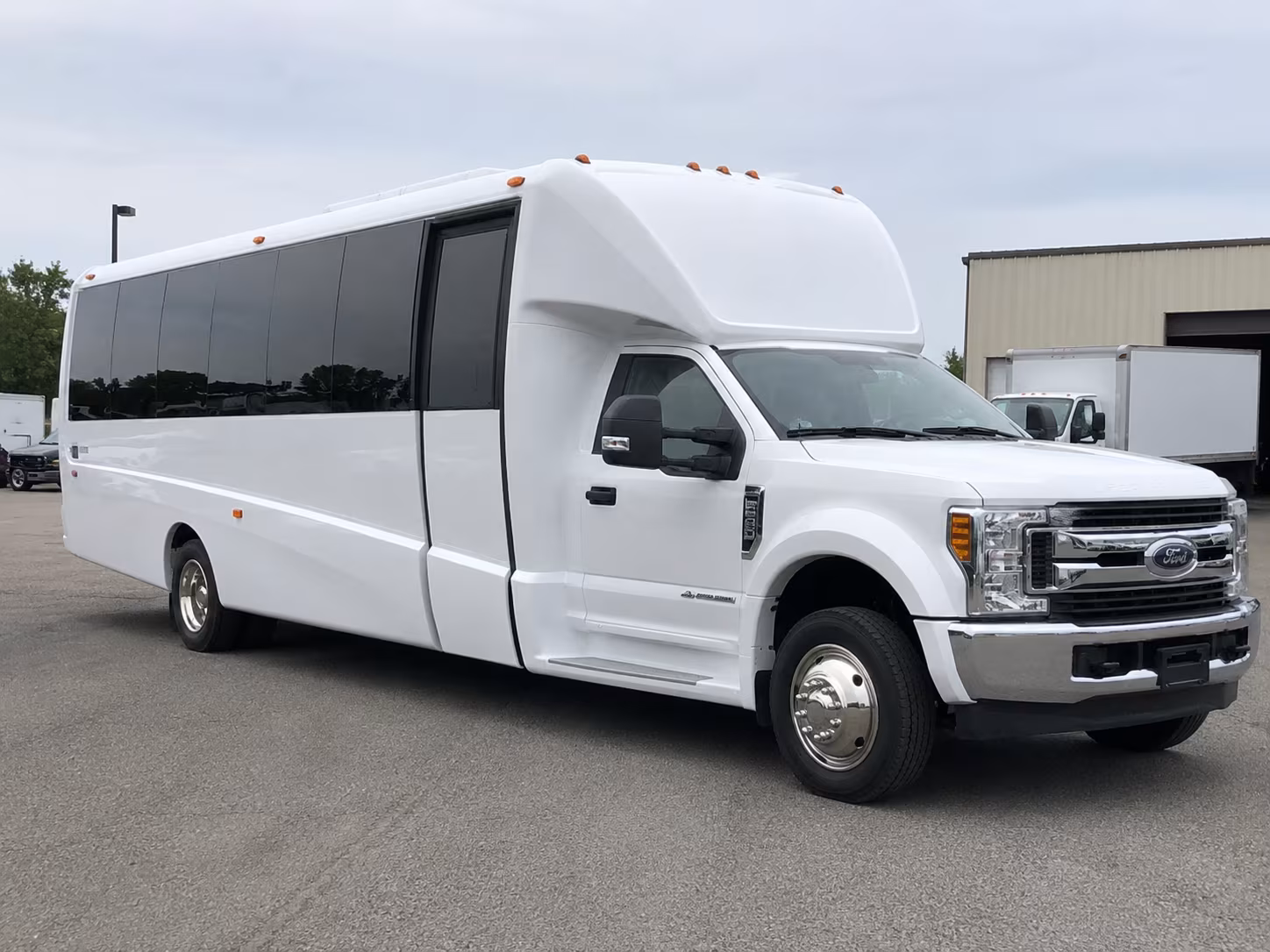 minibus rentals for berkeley wedding party transportation
